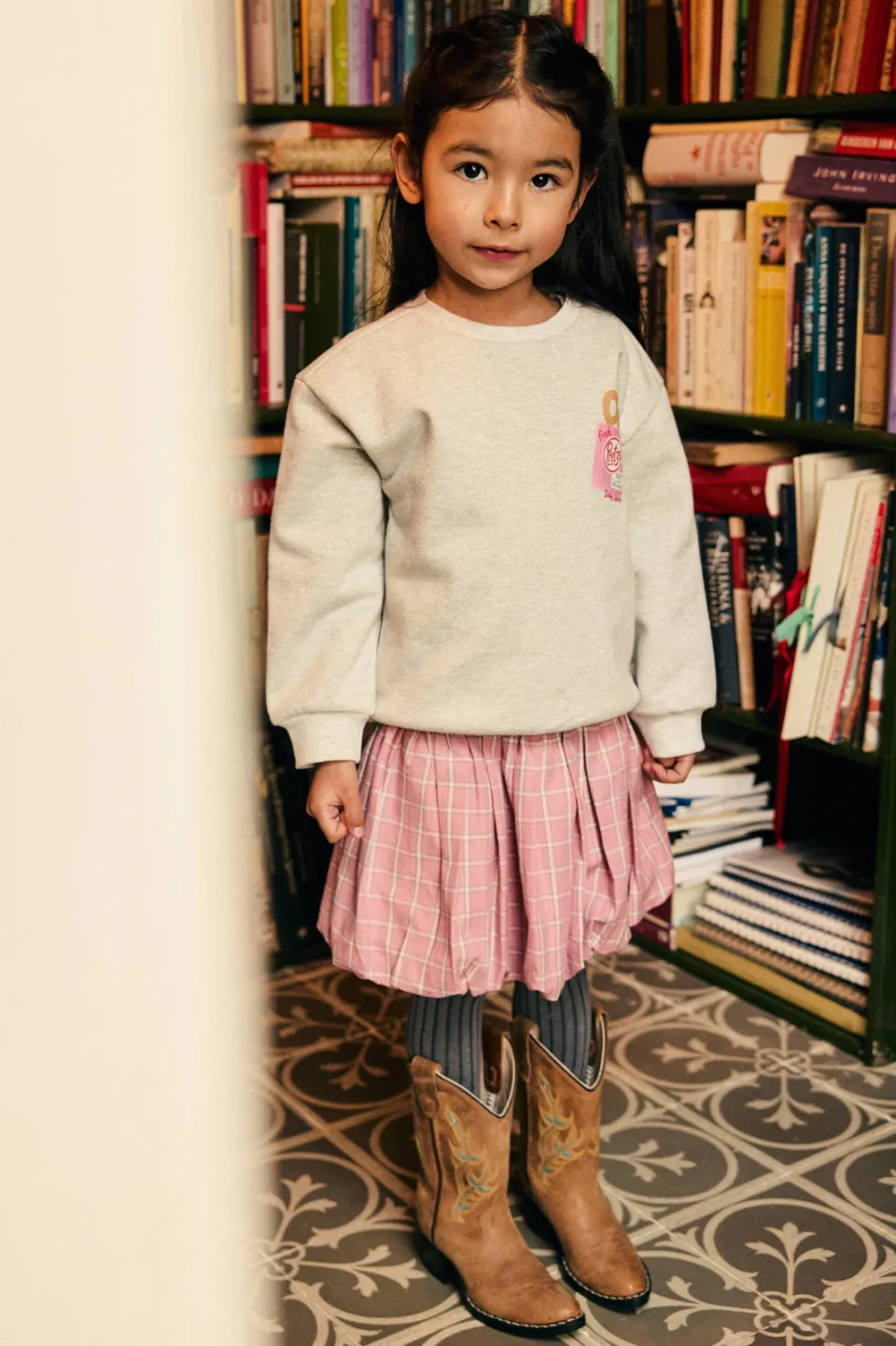 Daily7 rechtvallende sweater met backprint - grijs, foto 6