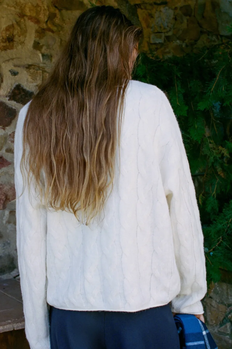 Mango TEEN trui met kabels en wol - lichtbeige, foto 5