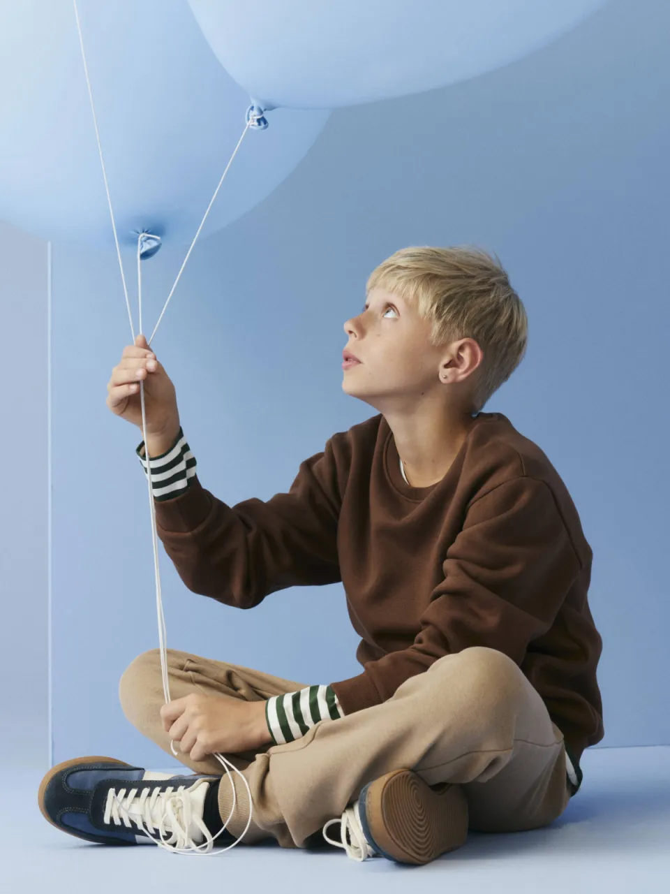 NAME IT KIDS sweater met borduursels - donkerbruin Effen, foto 3