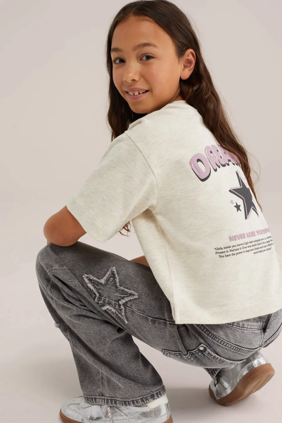 WE Fashion cropped T-shirt beige, foto 3
