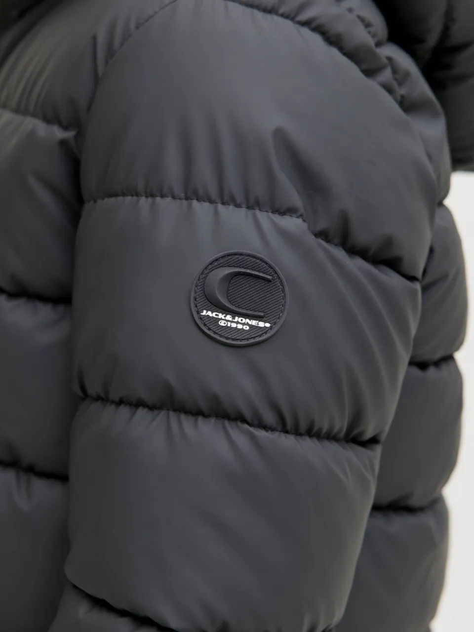 Jack & Jones Junior gewatteerde winterjas zwart met capuchon, foto 8