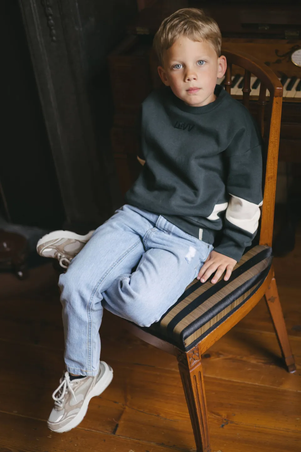 LEVV sweater - antraciet Antraciet/wit