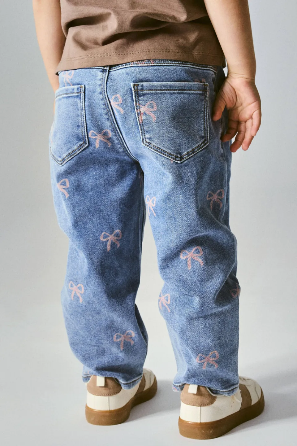 NAME IT MINI mom jeans NMFBELLA met strikjes medium blue denim, foto 4