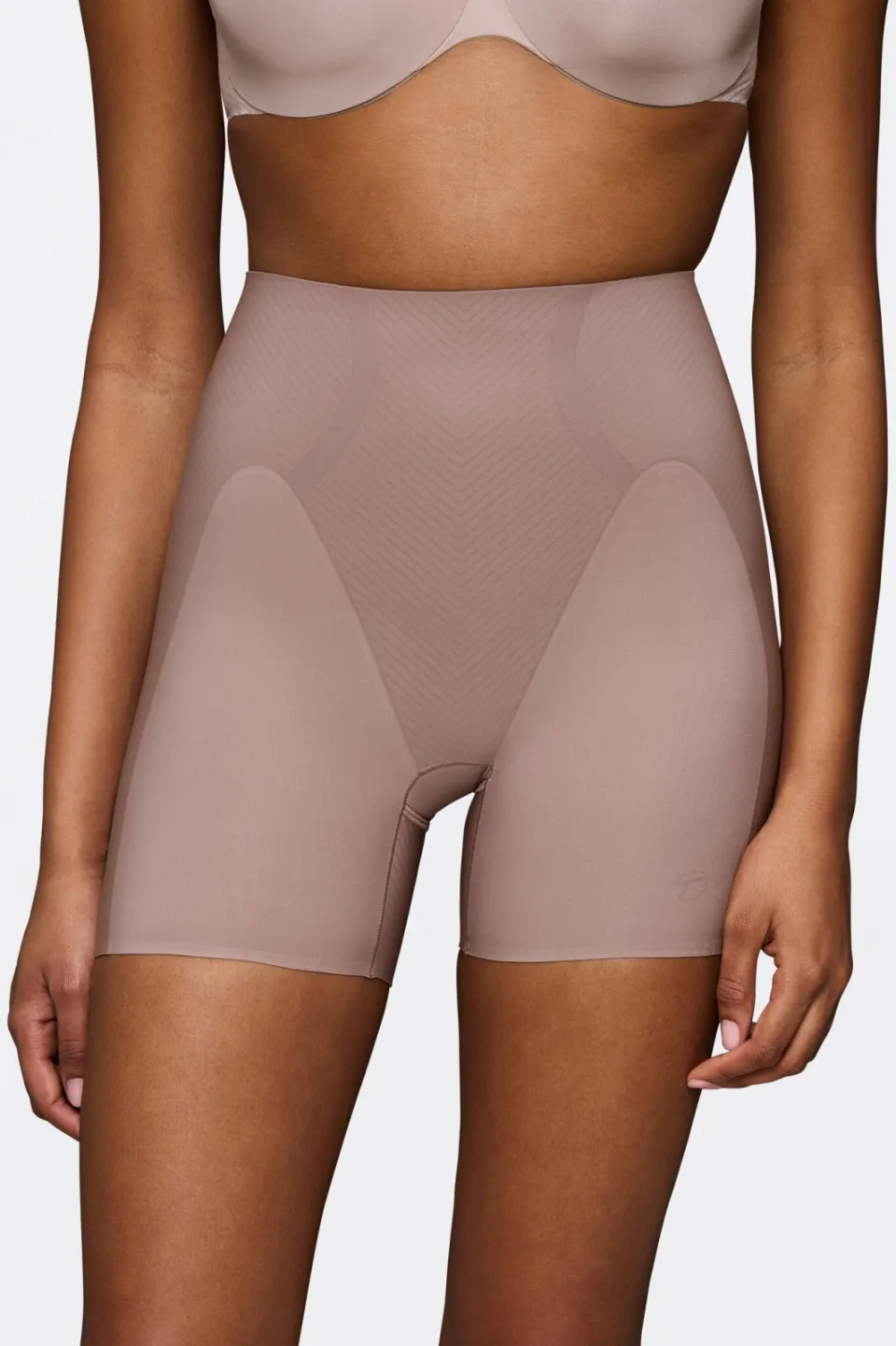 Triumph ILLUSION CURVE corrigerend broekje bruin, foto 4