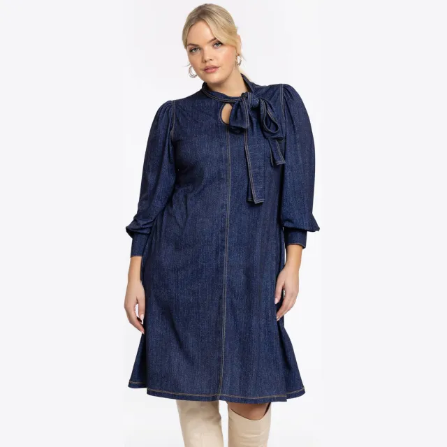 Yoek jurk met strik denim donkerblauw Dark blue denim