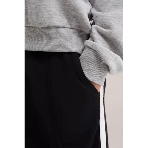 WE Fashion loose fit gestreepte joggingbroek zwart/wit, foto 4