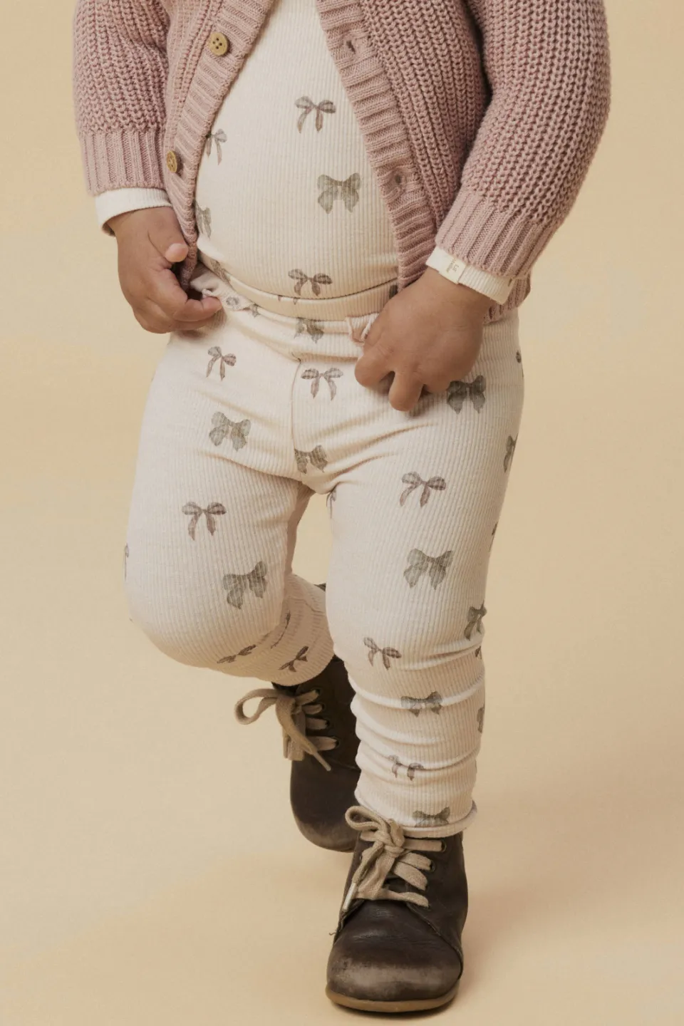 Lil' Atelier baby slim legging crème, foto 4