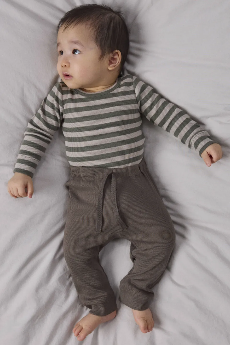 NAME IT BABY katoenen babybroek bruin