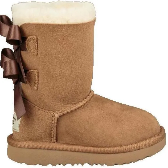 Ugg ® Bailey Bow II-laars voor kinderen in Brown, Dubbelzijdig Chestnut