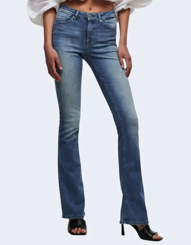 Only Bootcut Jeans Only ONLBLUSH LIFE MID FLARED BB REA1319 NOOS 15223514 Jeans-Blauw