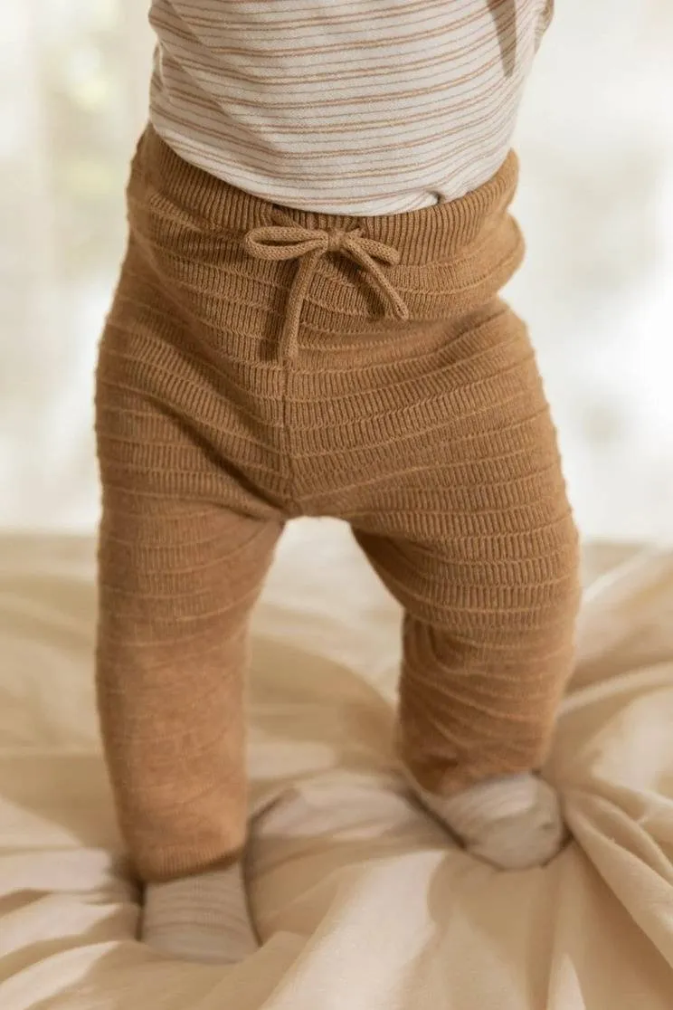 Little Dutch katoenen babybroek bruin