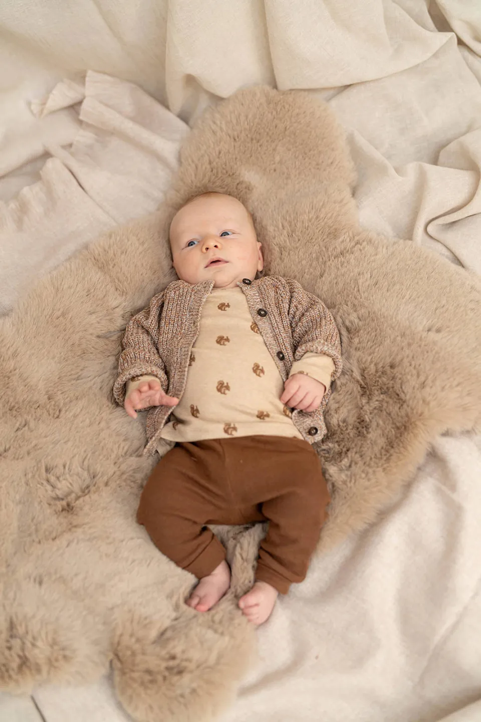 A Tiny Story longsleeve met print beige