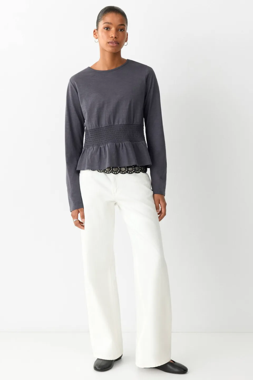 Mango TEEN longsleeve met smockwerk - antraciet, foto 3