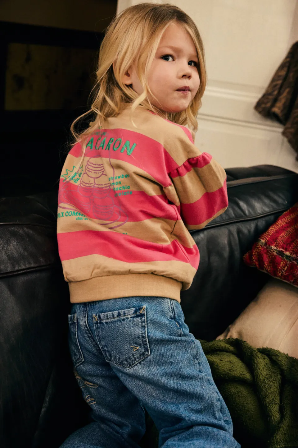 Daily7 rechtvallende gestreepte sweater met backprint - zand, foto 6