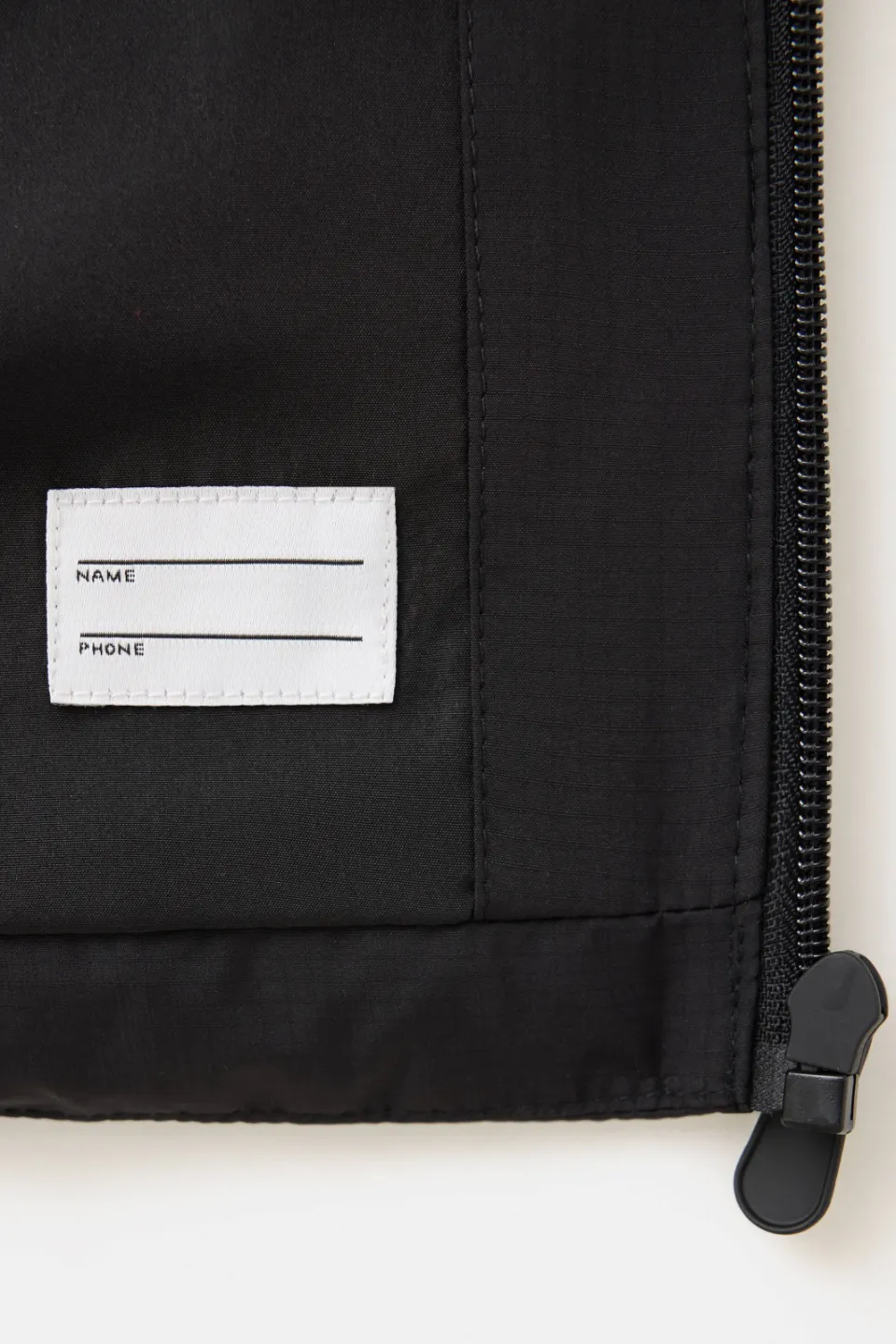Mango bodywarmer zwart met capuchon, foto 2