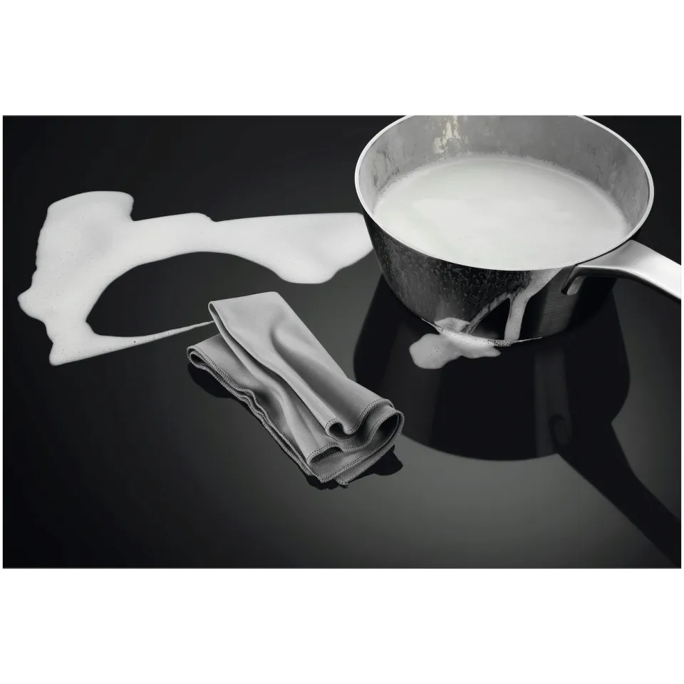 AEG TO84IA0FXB inductiekookplaat zwart, foto 4