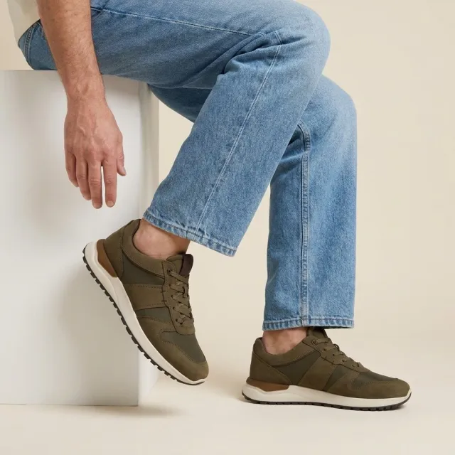 Ecco Astir Trainer Sneakers bruin Leer