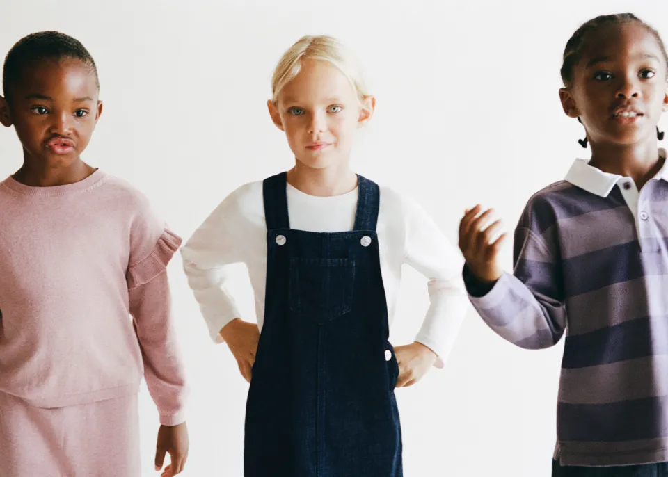 Mango Kids katoenen gebreide trui met ruches - roze