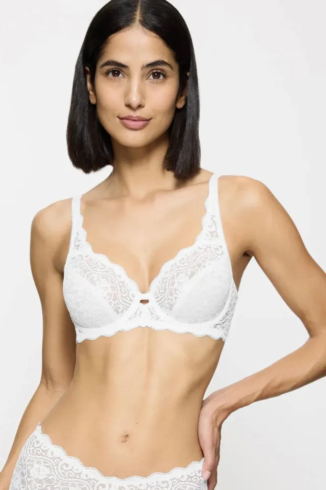 Triumph Amourette beugelbh wit