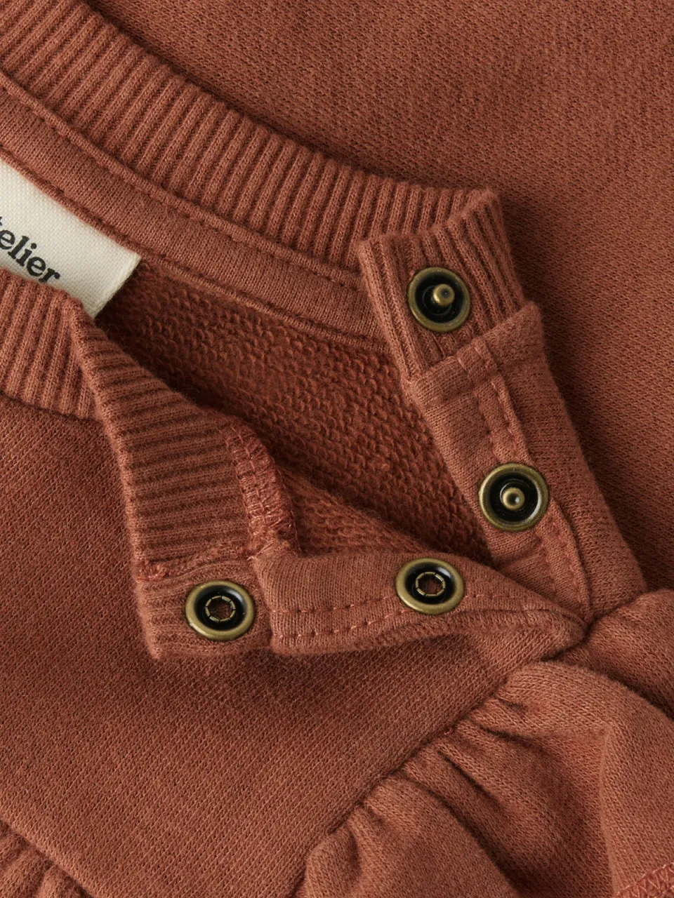 Lil' Atelier BABY oversized sweater met ruches - donkeroranje Effen donker oranje, foto 3
