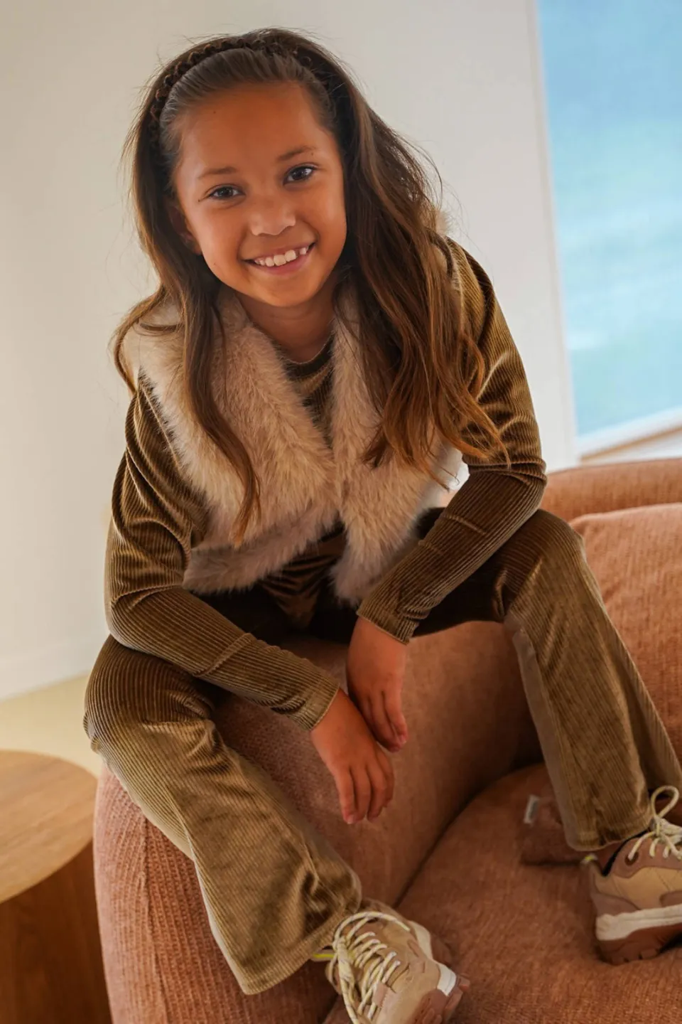 Like Flo fluwelen getailleerde longsleeve taupe, foto 4
