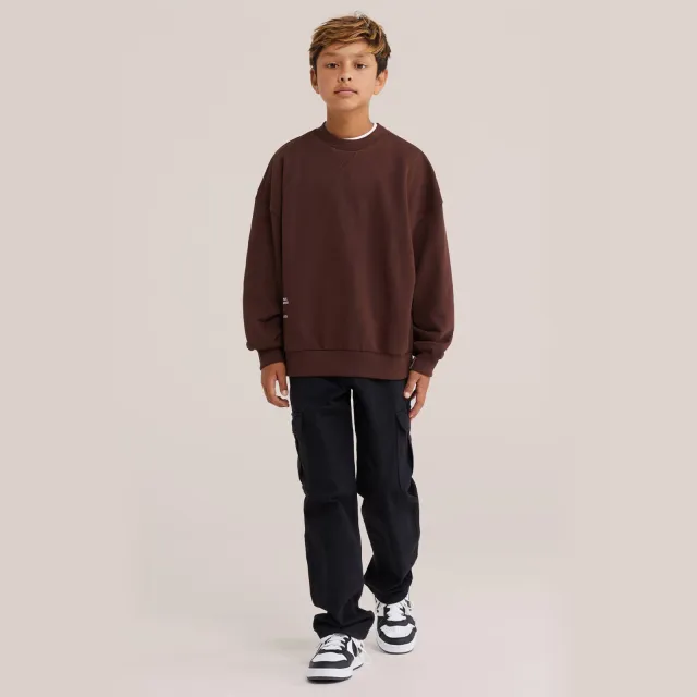 WE Fashion sweater met backprint - bruin