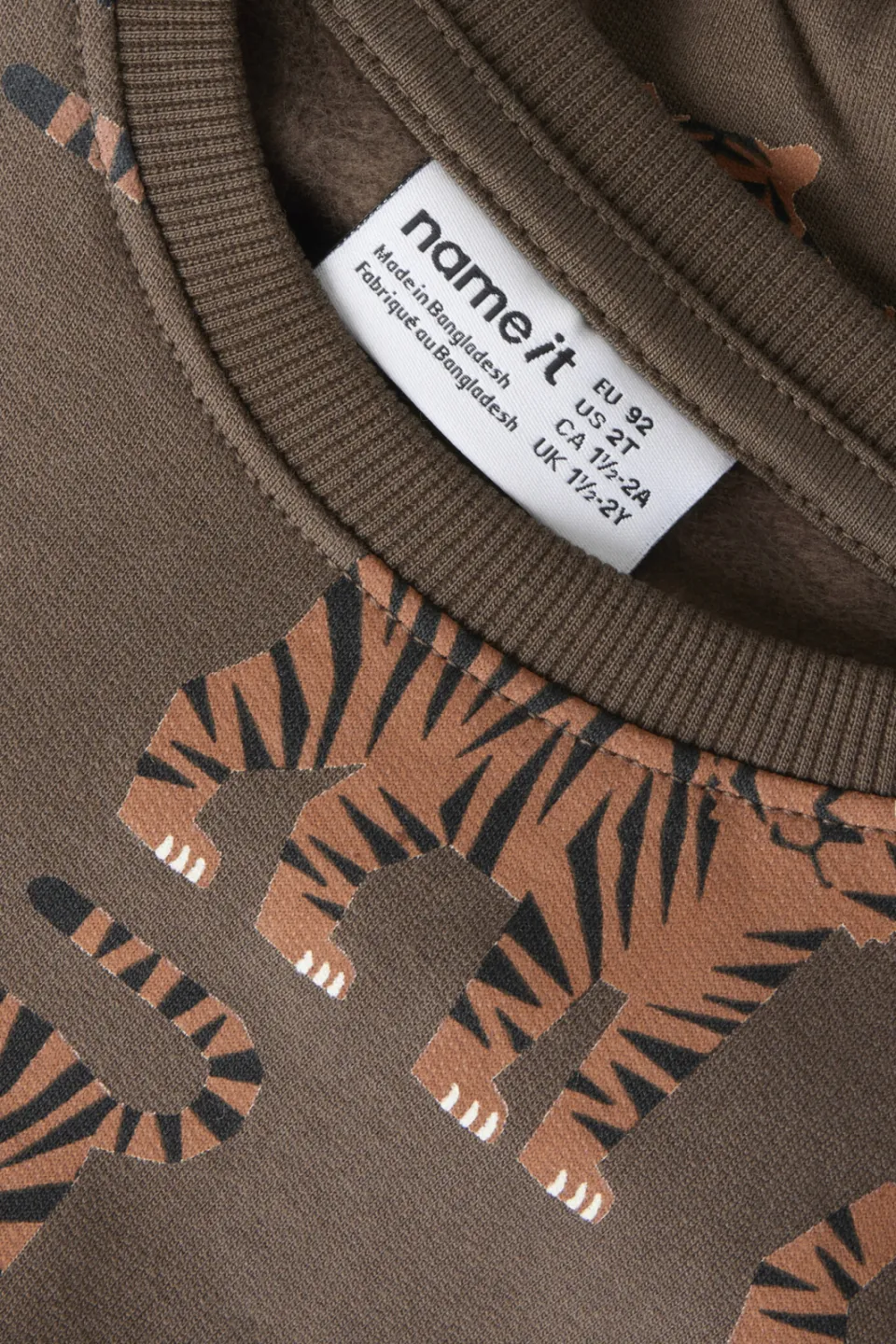 NAME IT MINI sweater met print - donkerbruin All over print donkerbruin/oranje, foto 3