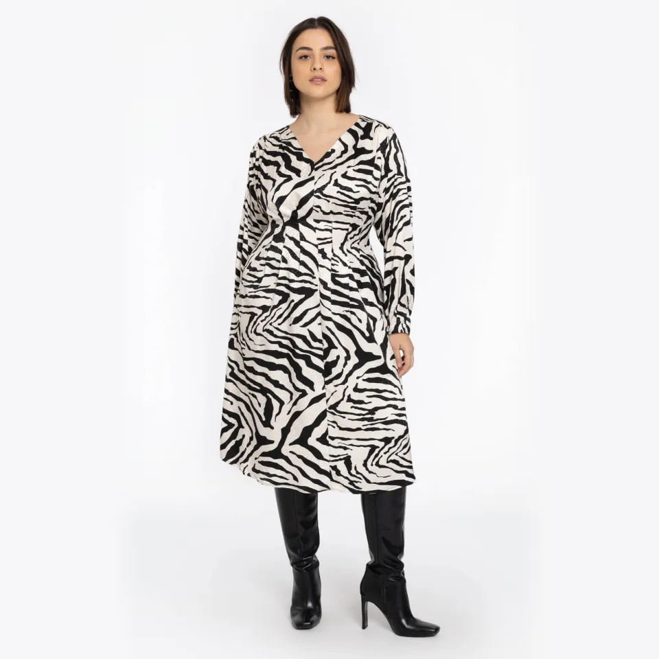 Yoek TIGRE midi jurk zwart-wit Zwart/wit