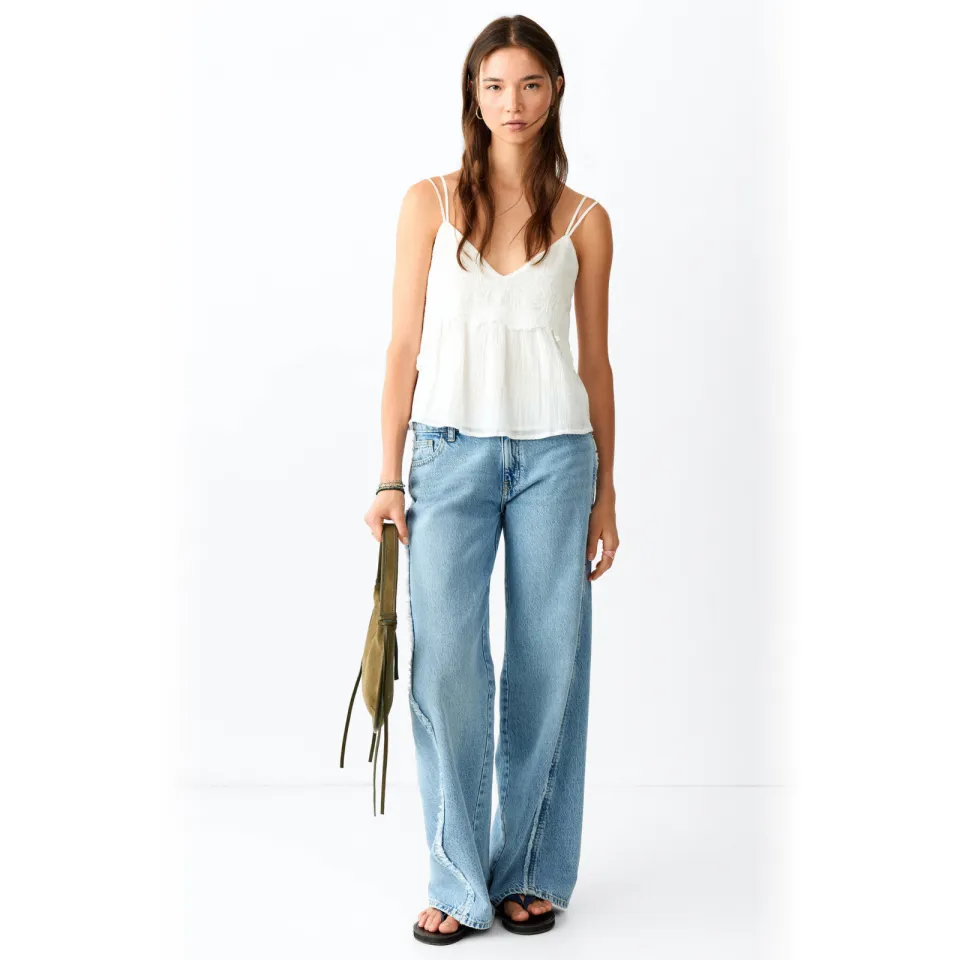 Mango top met borduursels wit