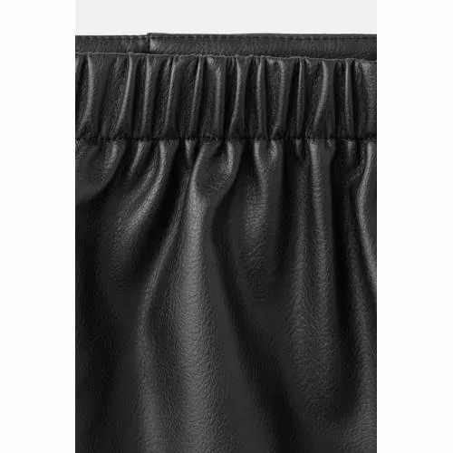 Mango imitatieleren short met studs zwart, foto 4
