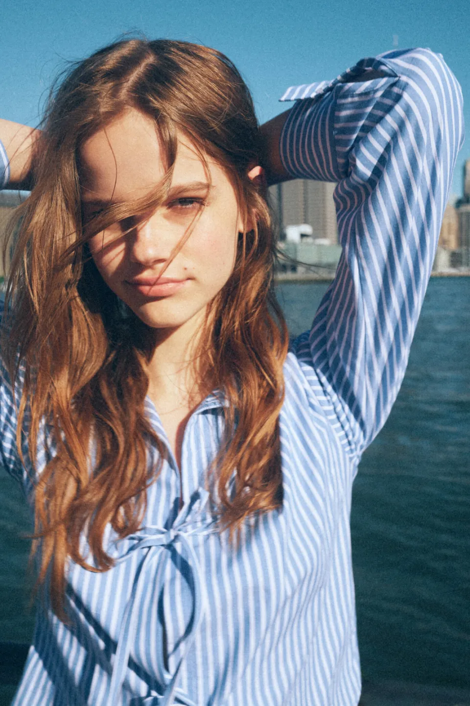 Mango Teen blousetop met krijtstreep lichtblauw, foto 4