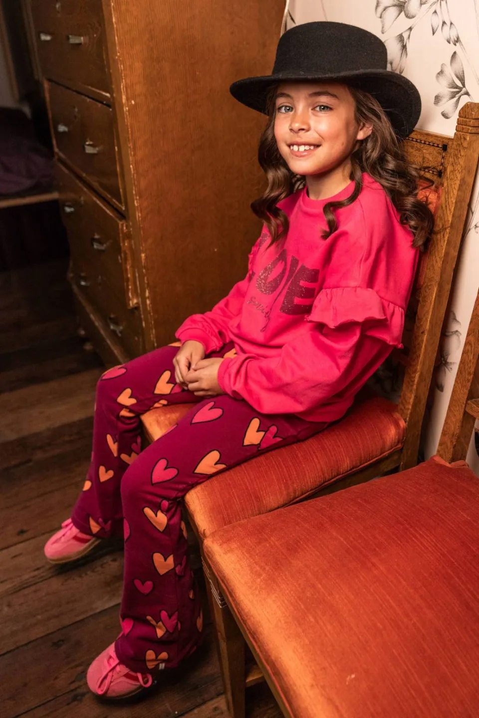 LOOXS little flared broek met hartjes donkerrood