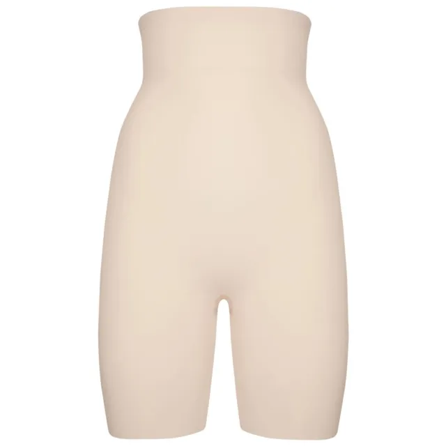 MAGIC Bodyfashion seamless medium corrigerende short Maxi Sexy Hi Bermuda lichtbeige beige, foto 2