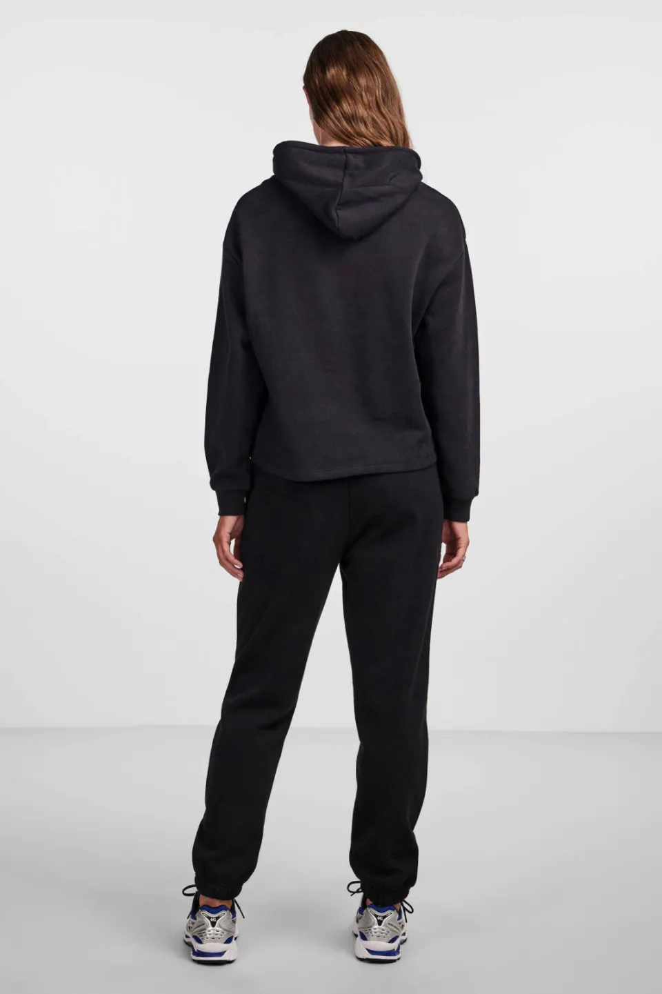 Pieces hoodie PCCHILLI zwart, foto 4