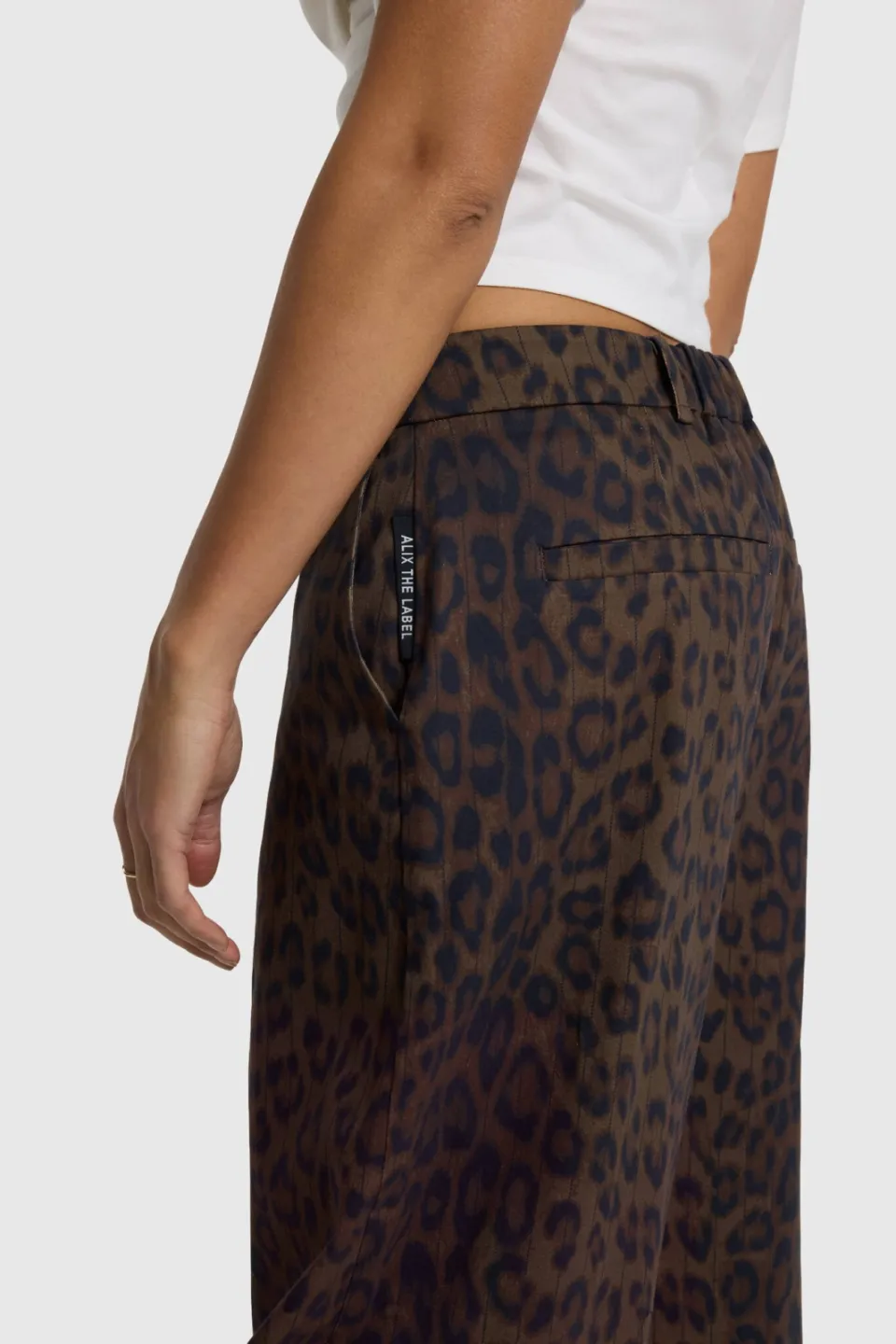 Alix The Label barrel pantalon met panterprint - bruin, foto 3