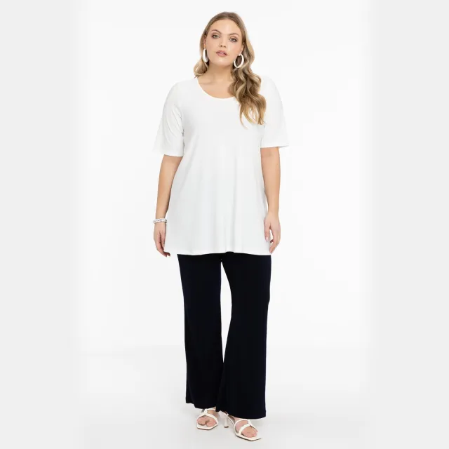 Yoek Tuniek flare | Grote maten tuniek | Beige Ecru