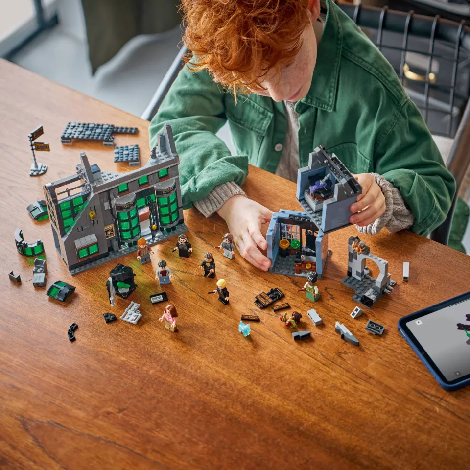 Lego Harry Potter Verdonkeremaansteeg tovenaarswinkels 76471, foto 2