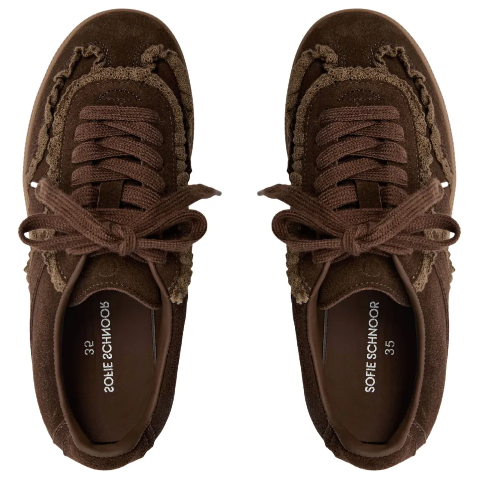 Sofie Schnoor girls suède sneakers met ruches - donkerbruin, foto 3