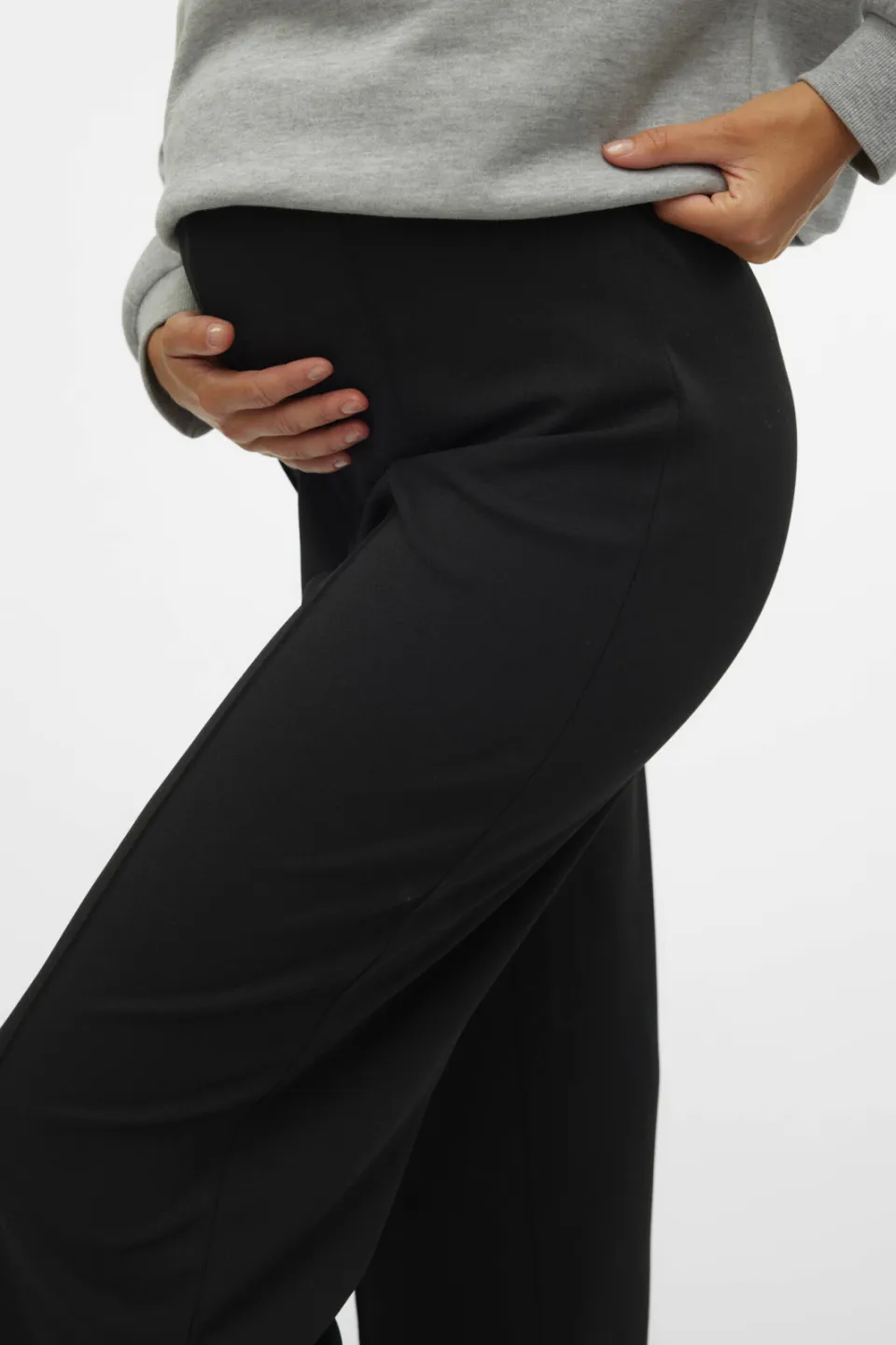 Vero Moda Maternity wide leg high waist zwangerschapsbroek zwart, foto 3