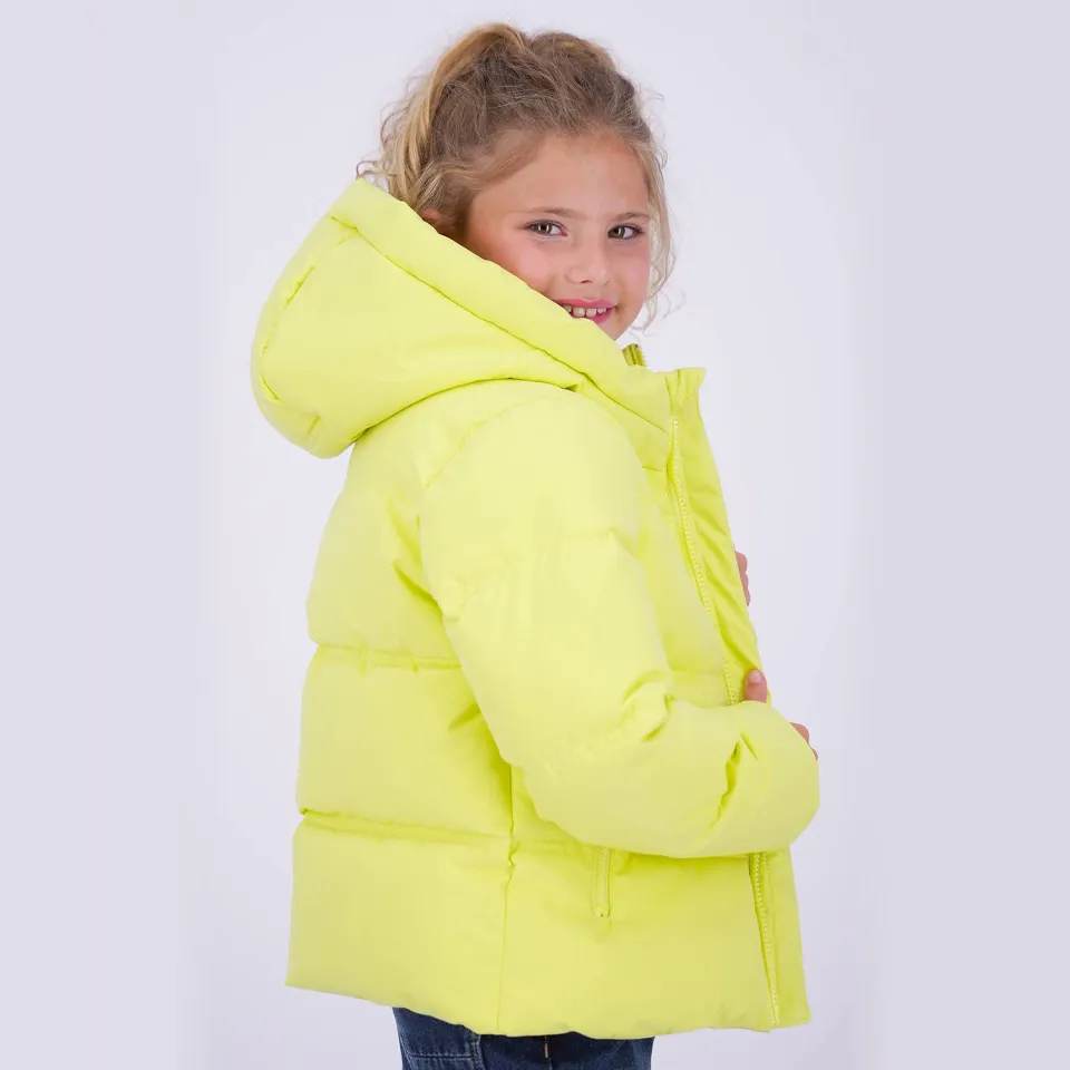 Vingino pufferjas licht limegroen, foto 6