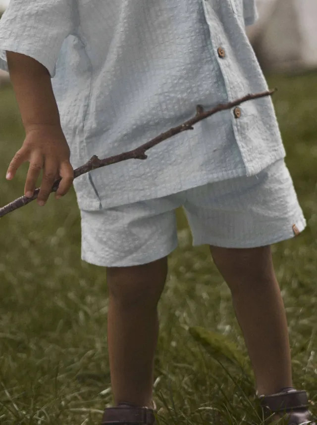 Lil' Atelier Mini junior casual short lichtblauw