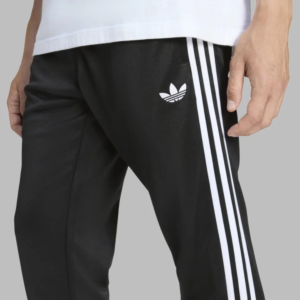 Adidas SST slim fit joggingbroek zwart, foto 6