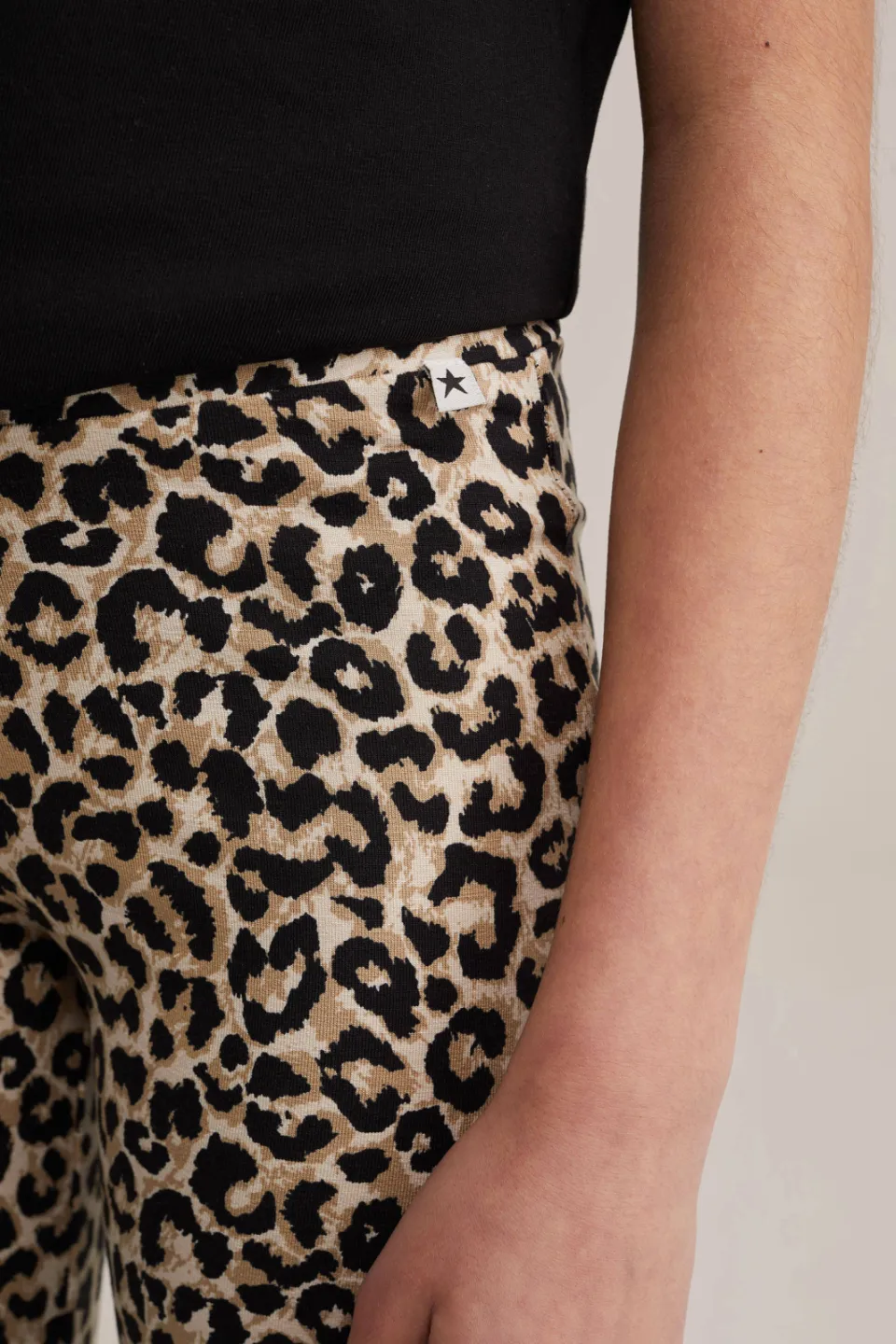 WE Fashion flared broek met panterprint multi, foto 5