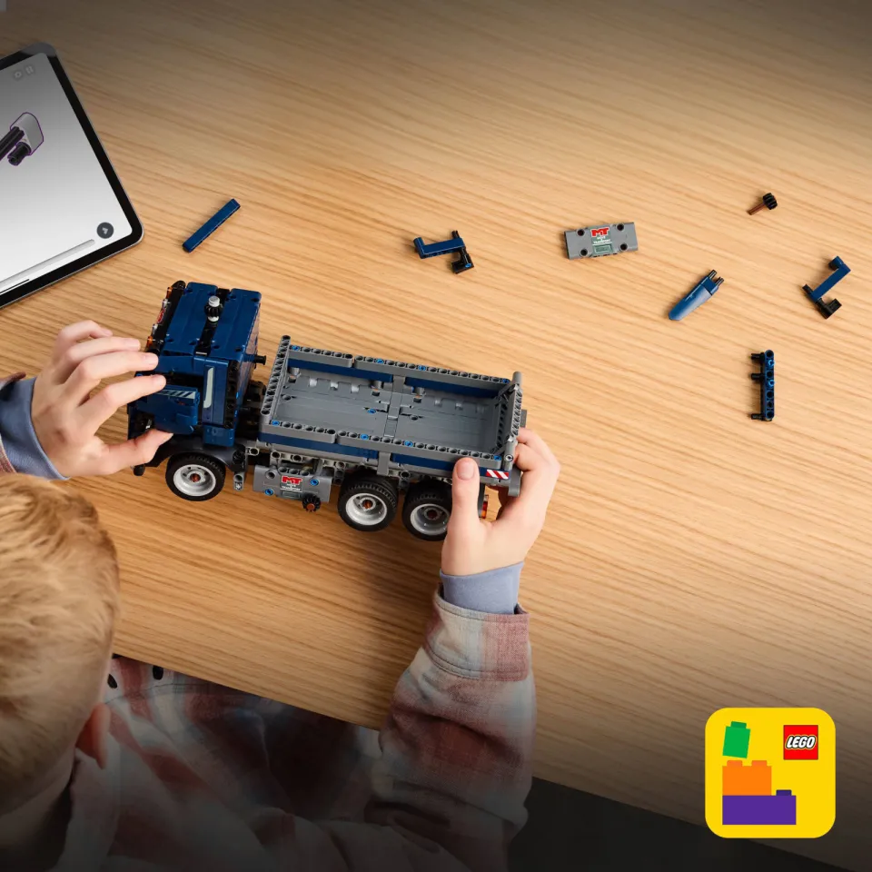 Lego Technic Vrachtwagen met kiepfunctie speelgoed 42203, foto 7