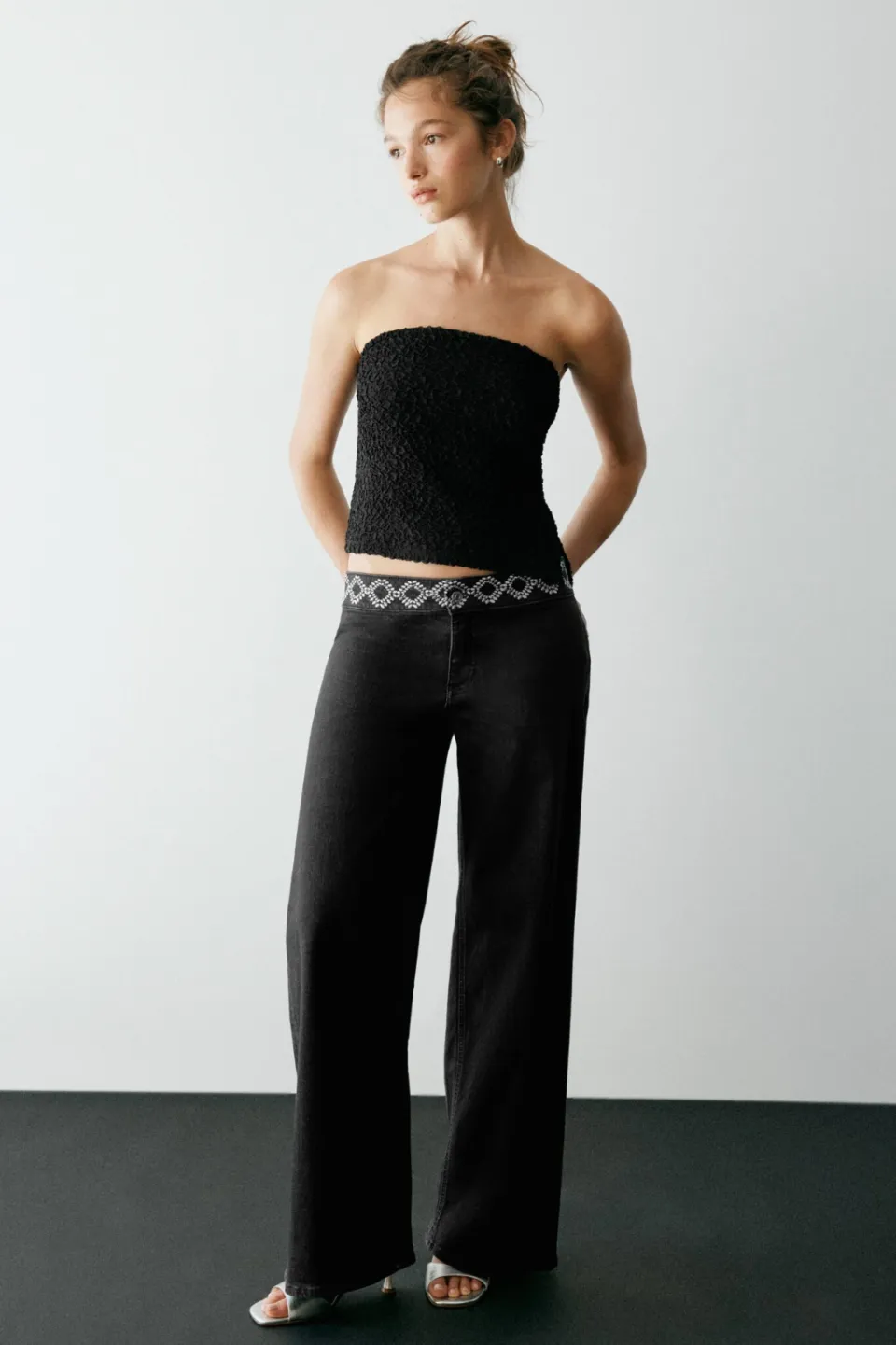 Mango TEEN wide leg jeans met borduursels - zwart, foto 4