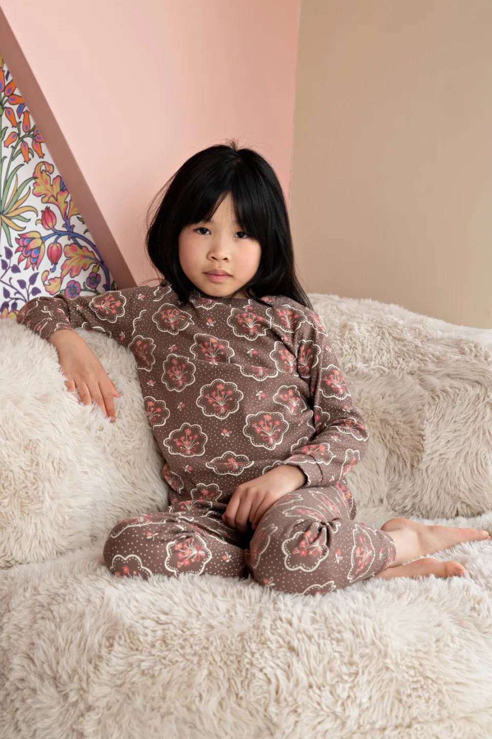 Feetje gebloemde pyjama bruin, foto 6