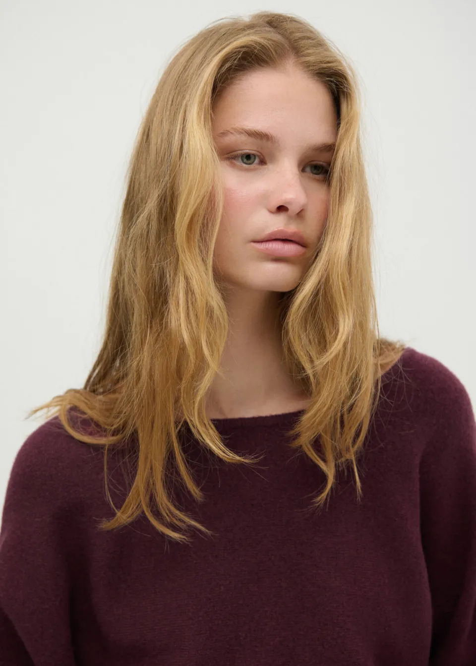 Mango TEEN gebreide trui met wol - donkerrood, foto 5