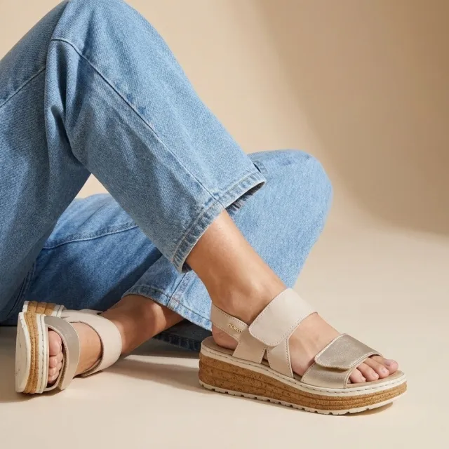 Rieker Sandalen beige Textiel