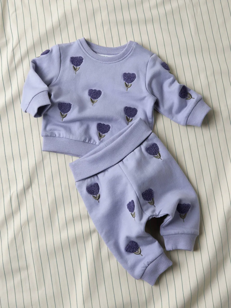 NAME IT BABY joggingbroek met borduursels paars, foto 3