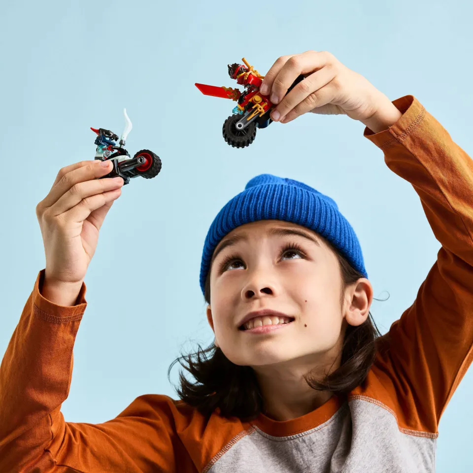 Lego Ninjago Kai's Motorrace Speelset met 2 Motoren 71838, foto 6